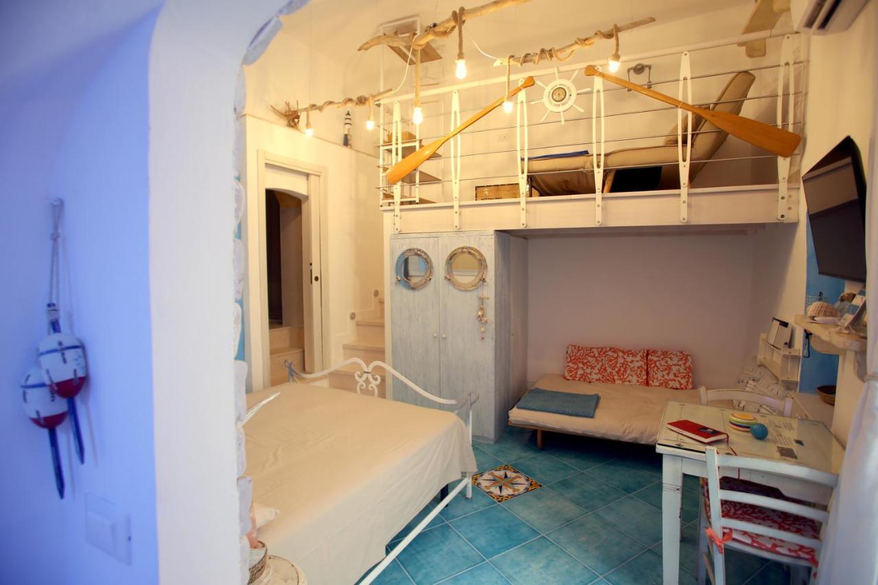 Piazzetta Petrone + Parking Apartment *
