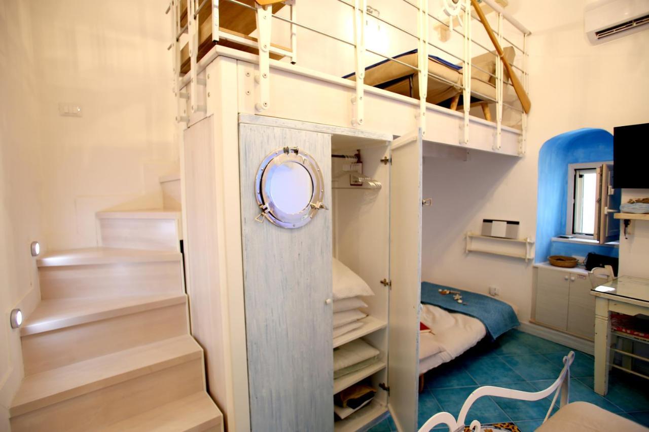 Piazzetta Petrone + Parking Apartment Vieste