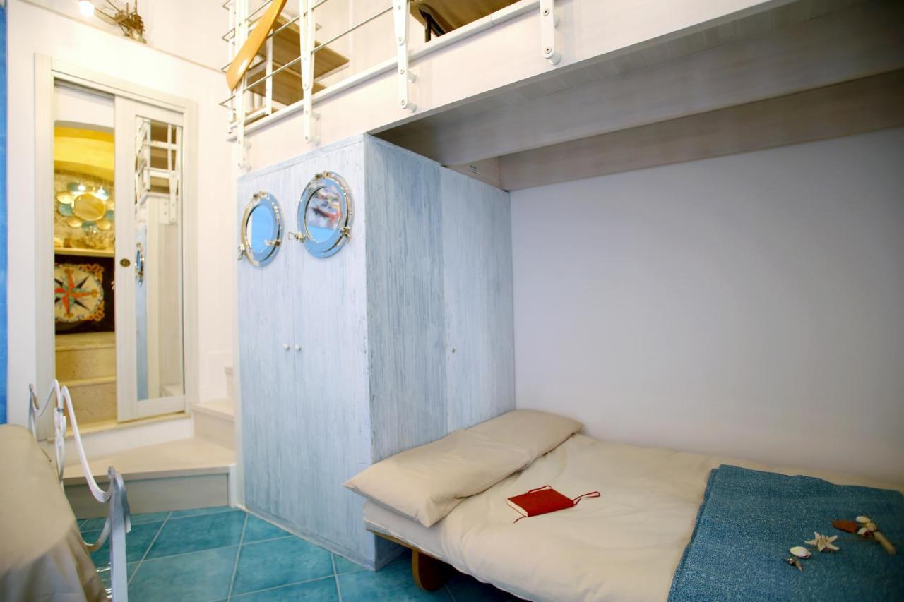 Piazzetta Petrone + Parking Apartment Vieste